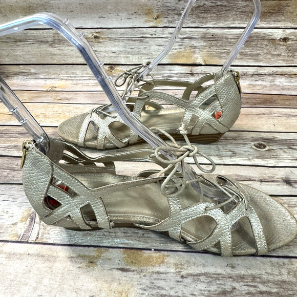 Reaction Kenneth Cole Golden Embossed Gladiator Lace Up Open Toe Sandals 9.5 - Picture 5 of 8
